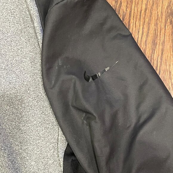 Nike Dri-FIT Hooded Full Zip Jacket Gray Black Woven Overlay Thumbholes Size L - Picture 8 of 8